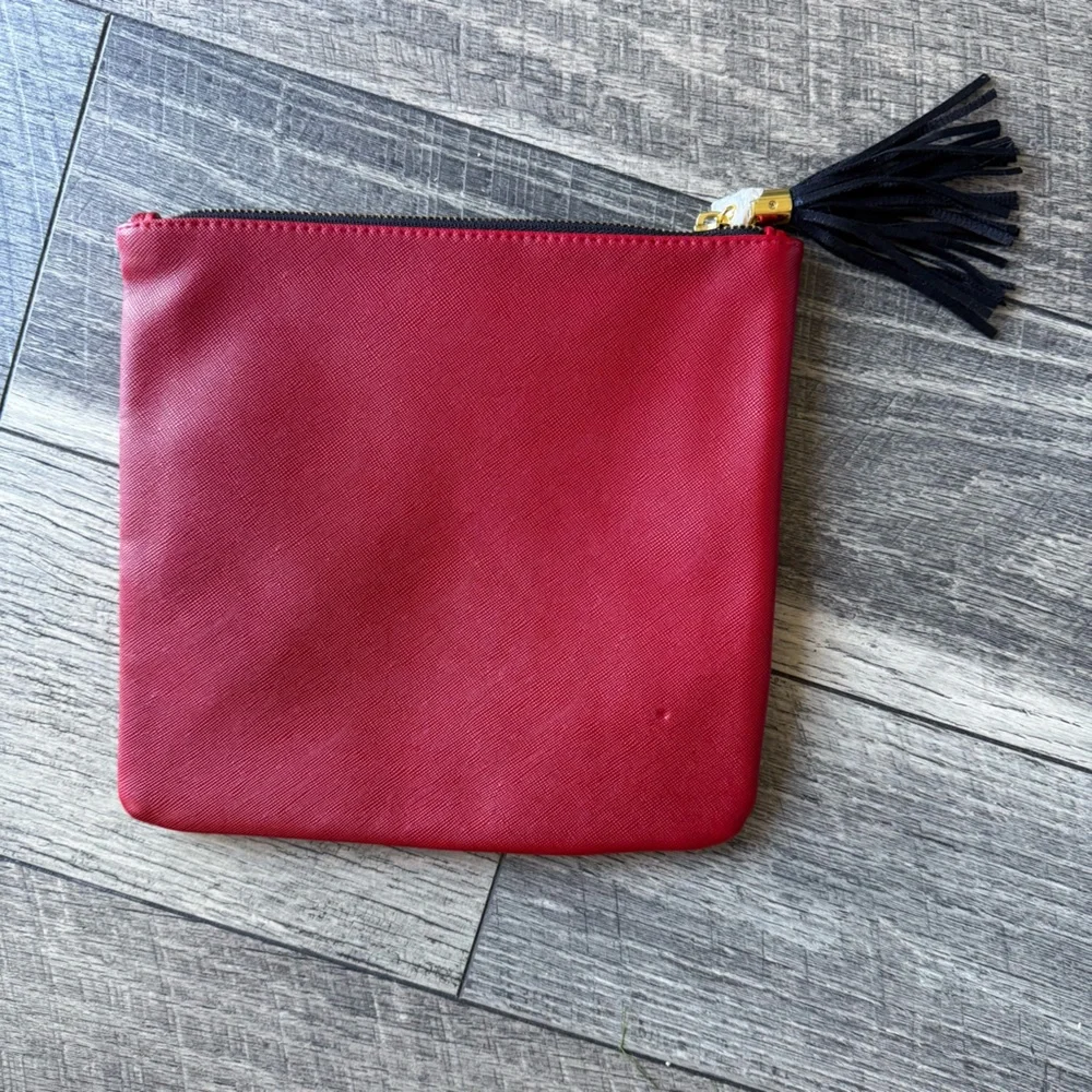 NWOT Red Black Makeup Cosmetic Bag Pouch Clutch Chic Lipstick Design